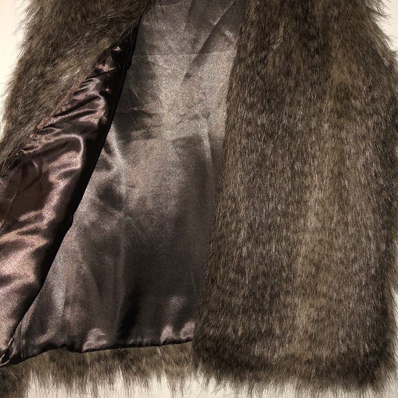 Fur Vest - Picture 2 of 2